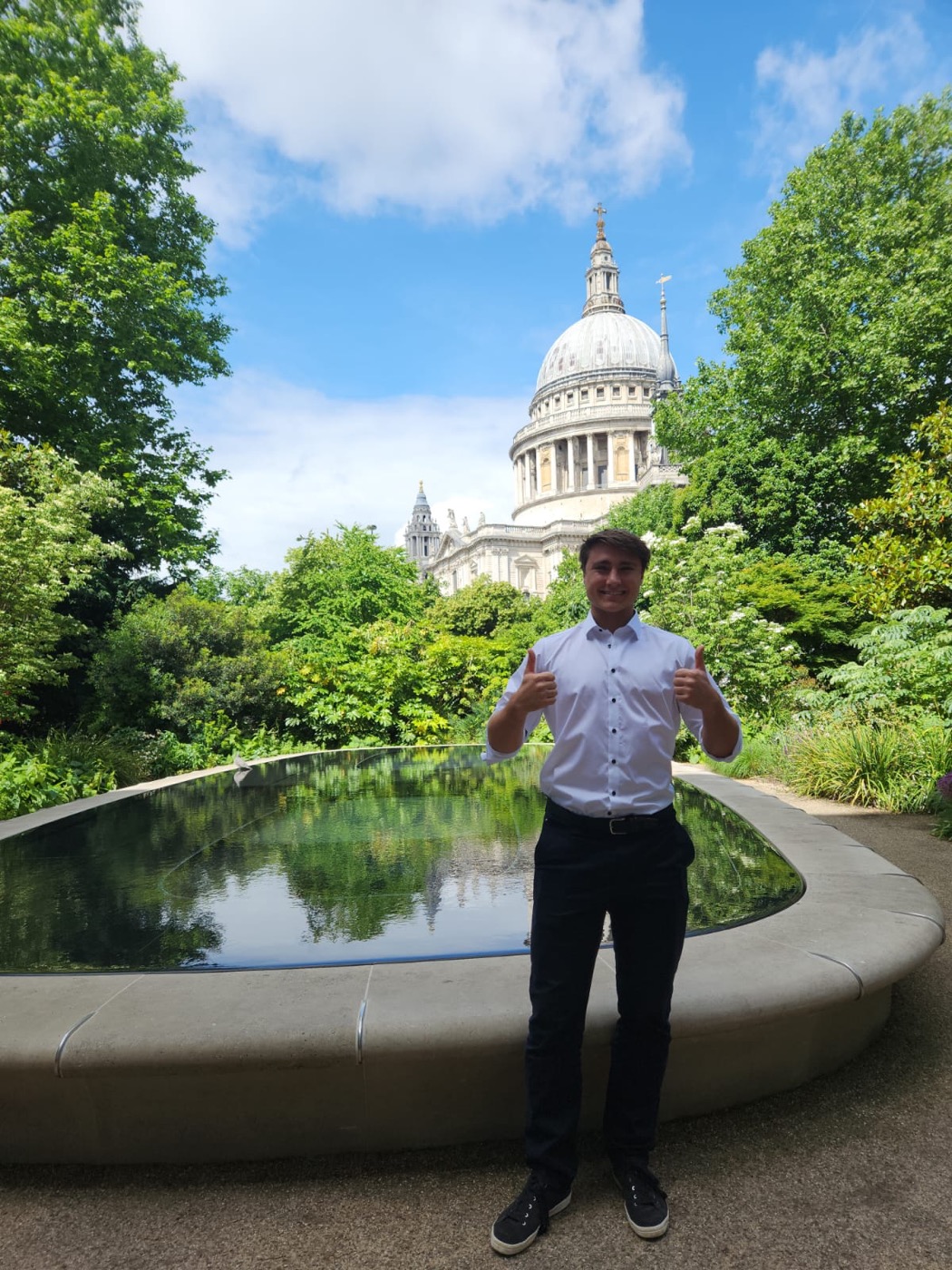 Angelo in London near St Paul's Cathedral